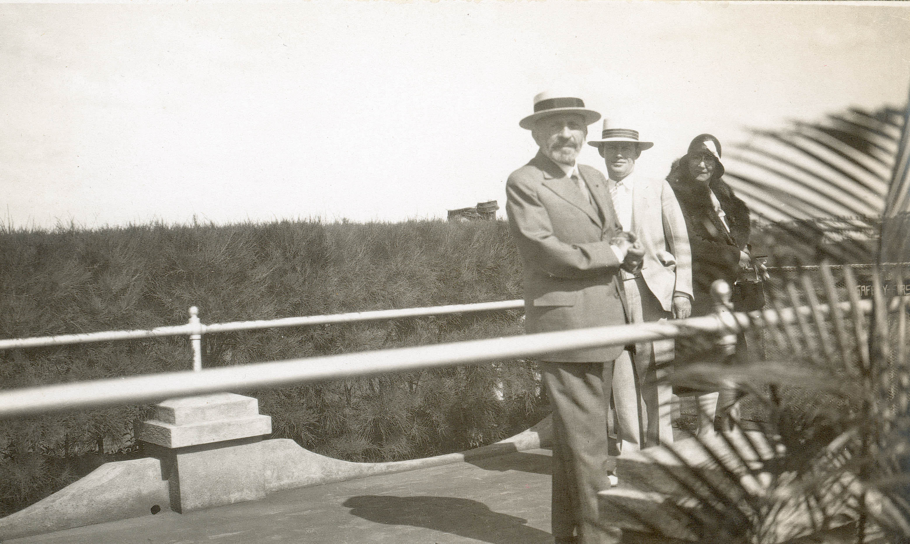 Jean-Claude-Nicolas Forestier lors de son dernier séjour à Cuba. Cl. anonyme. 1929 © Fonds Théodore Leveau. SIAF/CAPa/Archives d’architecture du XXe siècle. 149 Ifa 04